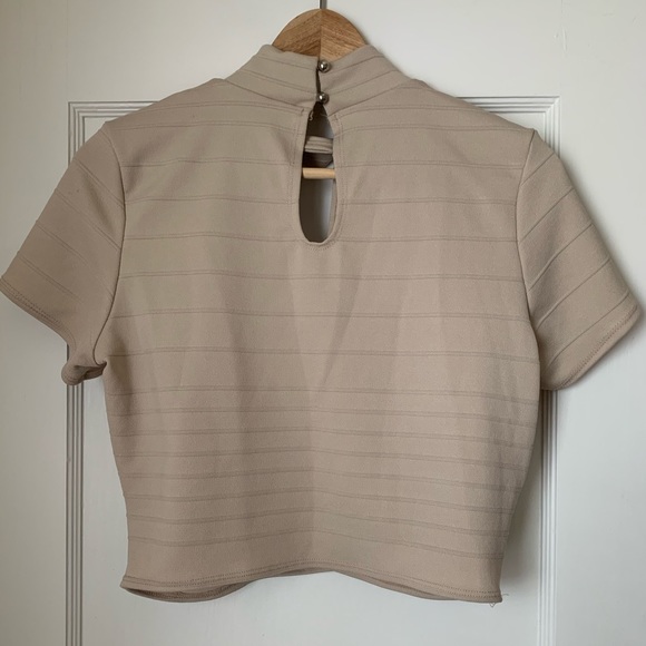 Top - Picture 2 of 3